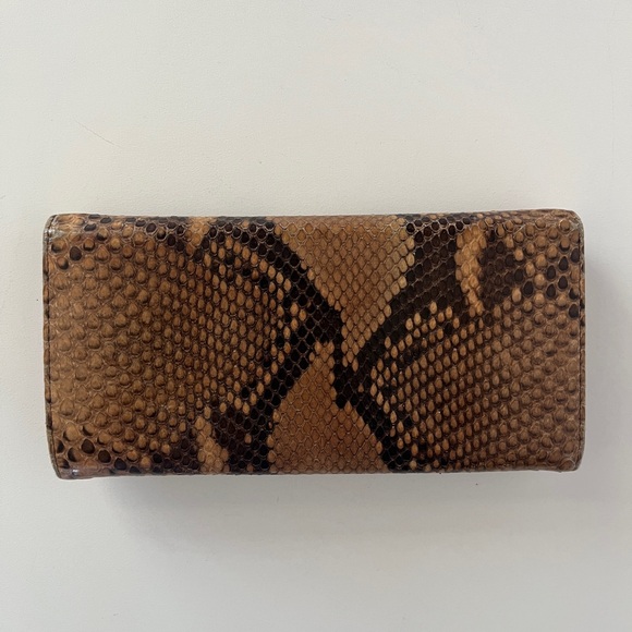 PRADA **RARE Python Matinee continental bi-fold wallet. Rose-colored interior. - Picture 4 of 12